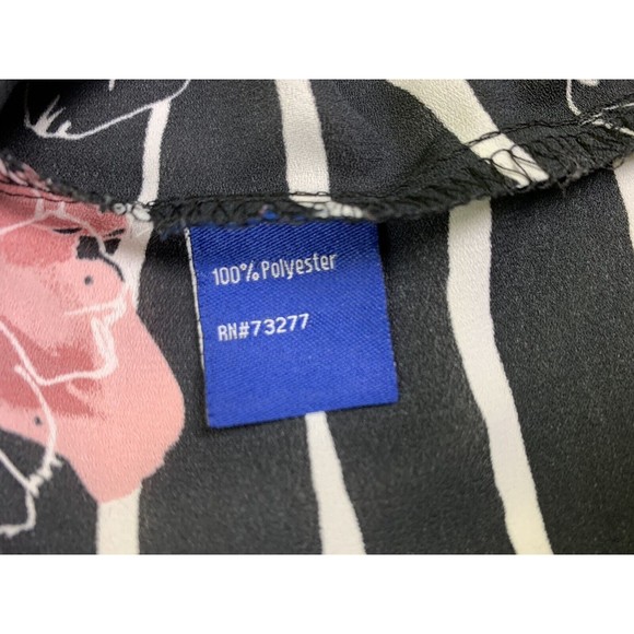 Apt 9 Womens L Floral Print Wrap Blouse Tunic Top Short Sleeve Black White Pink - Picture 11 of 11